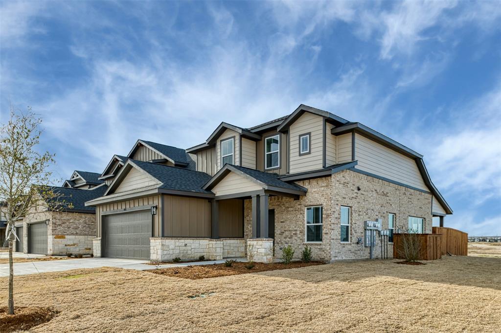 4405-4407-4409 Clovis Court