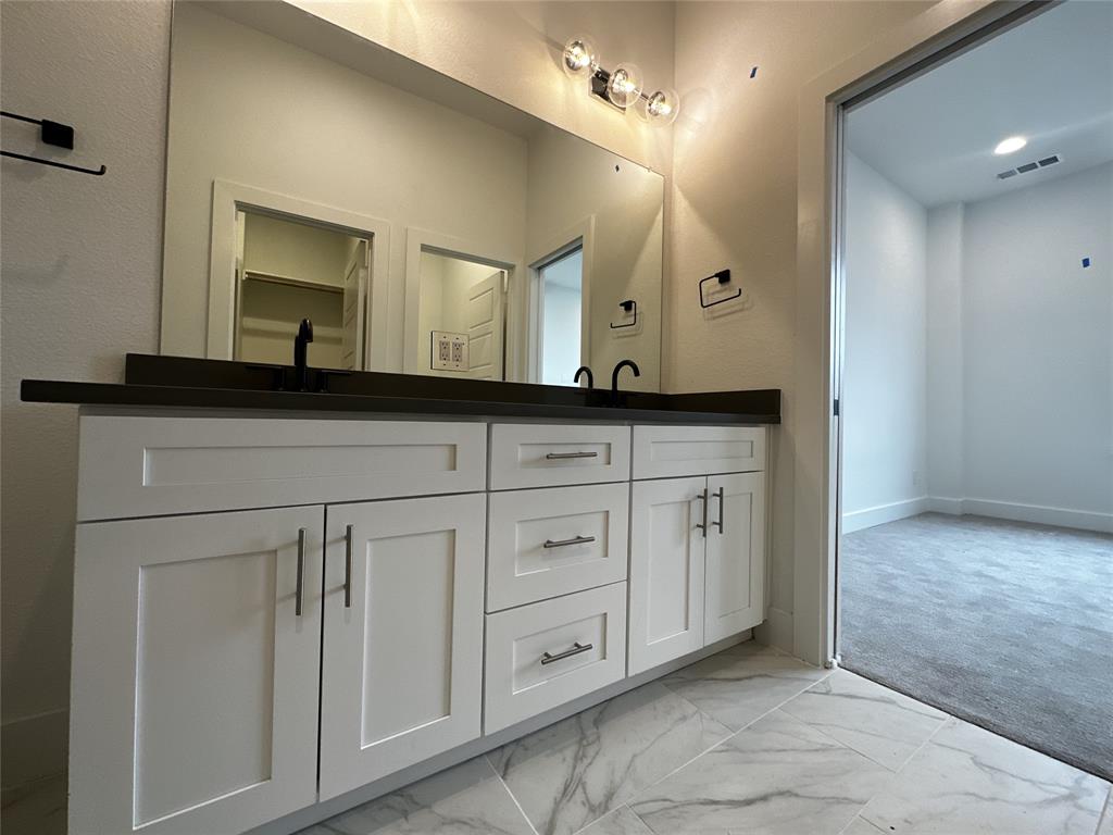 2610 KIMSEY CONDOS - Residential Lease