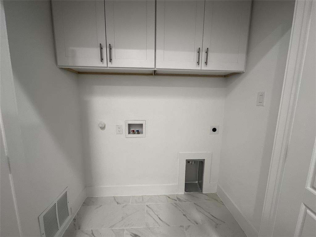 2610 KIMSEY CONDOS - Residential Lease