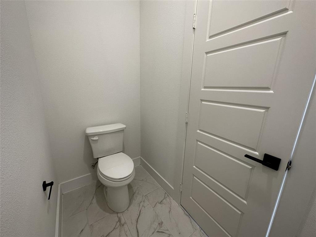 2610 KIMSEY CONDOS - Residential Lease