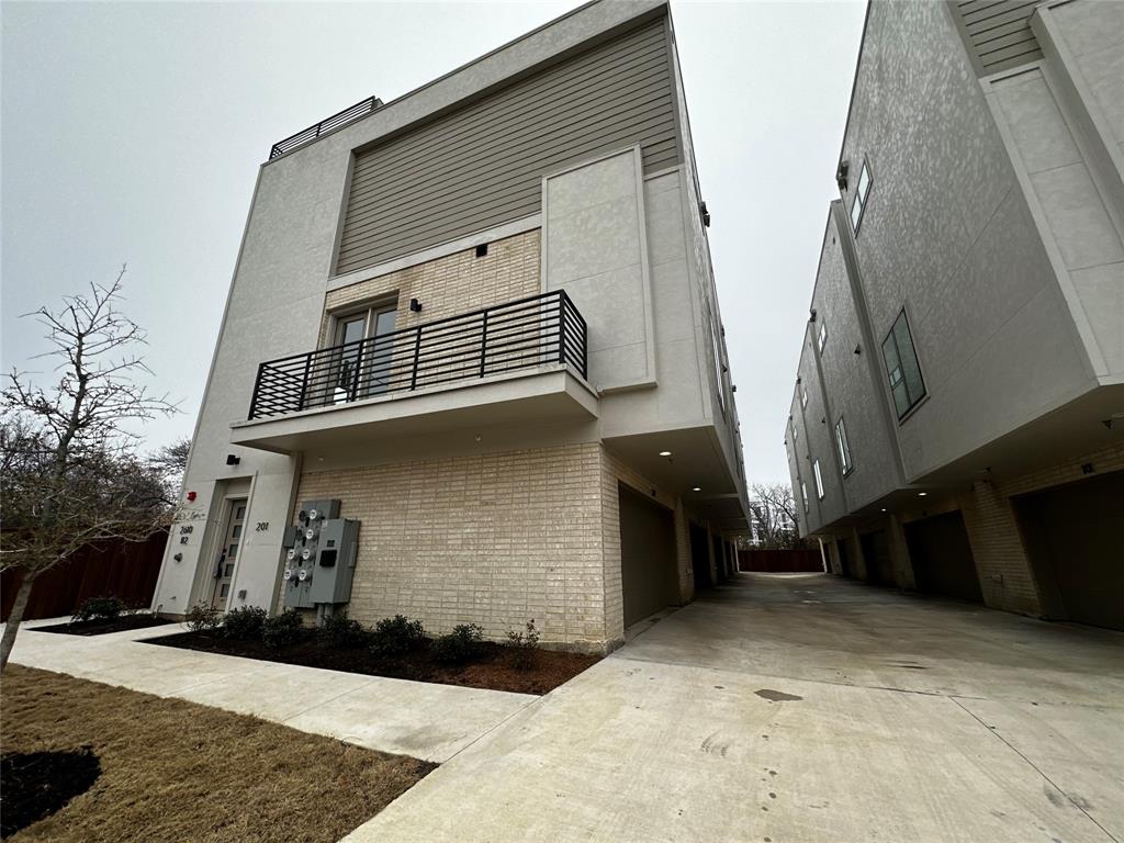 2610 KIMSEY CONDOS - Residential Lease