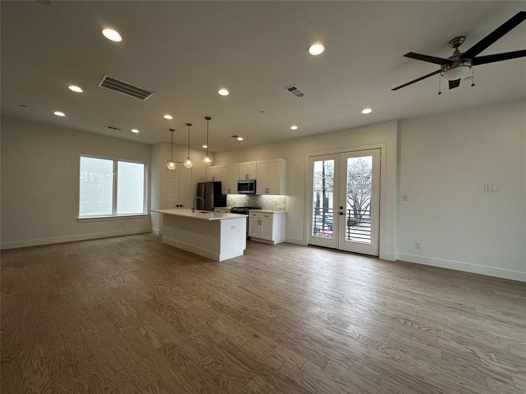 2610 KIMSEY CONDOS - Residential Lease