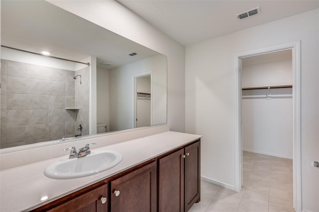 Mobberly Farms Ph 1 - Residential Lease