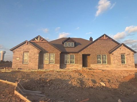 1005 Webb Court Van Alstyne TX 75495