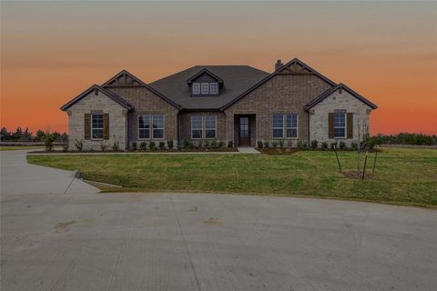 1005 Webb Court Van Alstyne TX 75495