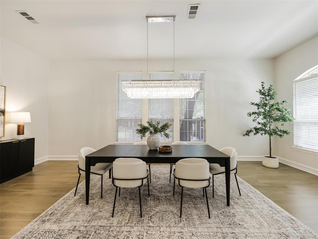 7798 Meadow Hill Drive