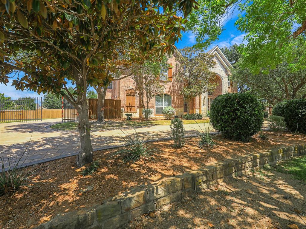 7798 Meadow Hill Drive