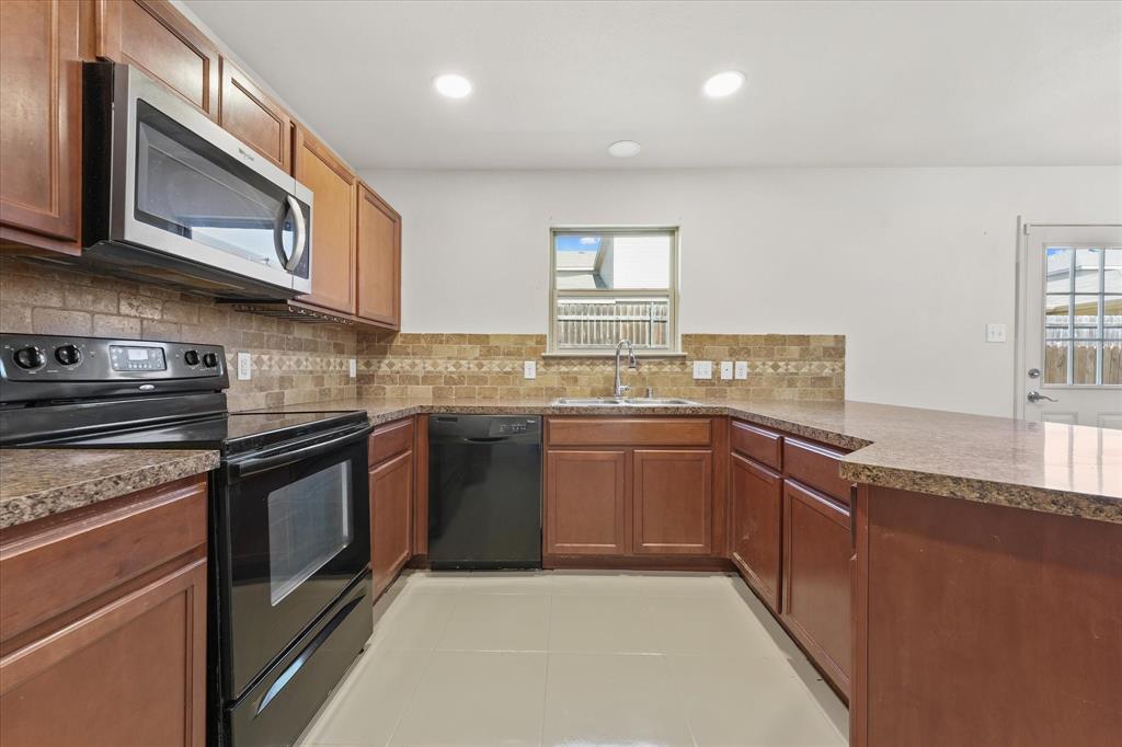 Marine Creek Hills Add - Residential