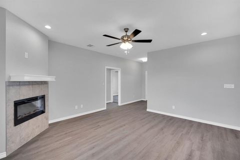 Tiny photo for 132 Joyce Street, Whitney, TX 76692 (MLS # 21098945)