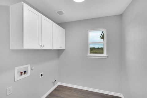 Tiny photo for 132 Joyce Street, Whitney, TX 76692 (MLS # 21098945)