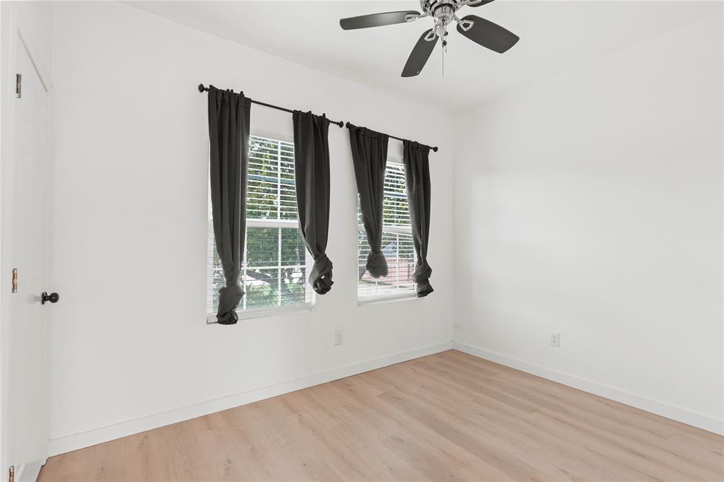 Lake Como Place - Residential