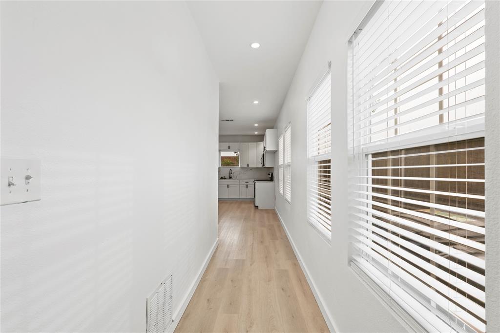 Lake Como Place - Residential