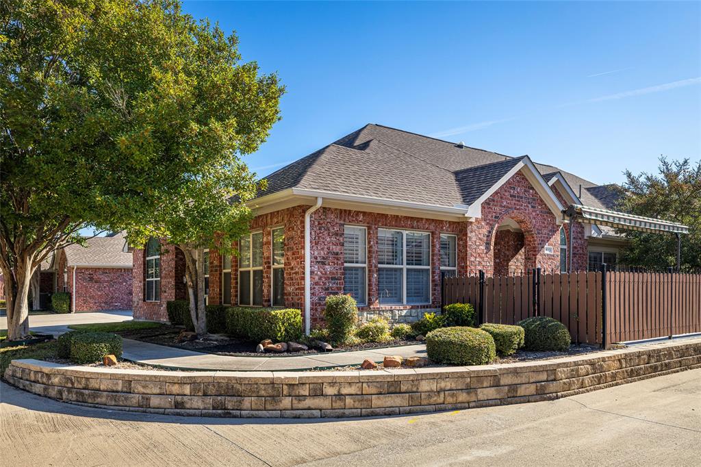 3200 Rosemeade Drive 813