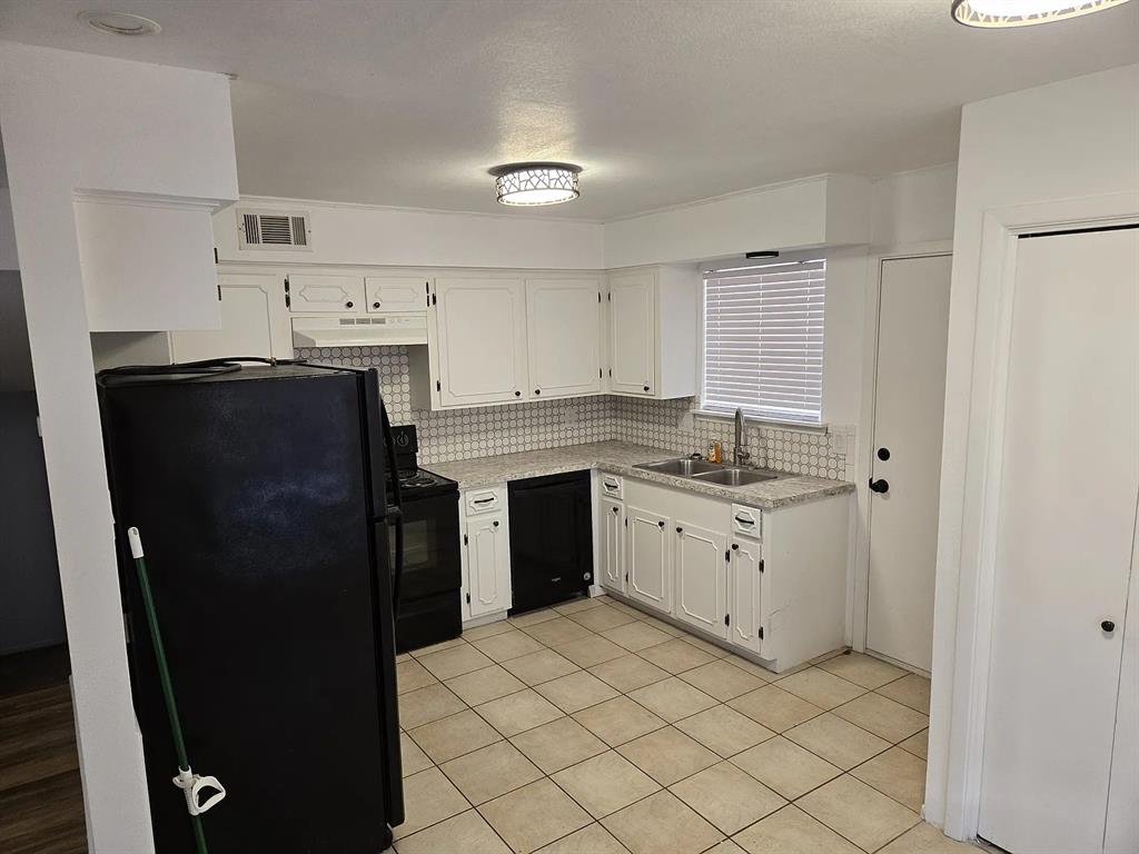 Boulevard Hts - Residential Lease