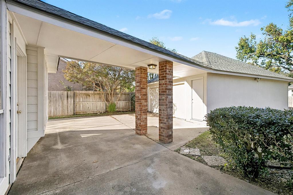 Hulen Bend Estates Add - Residential