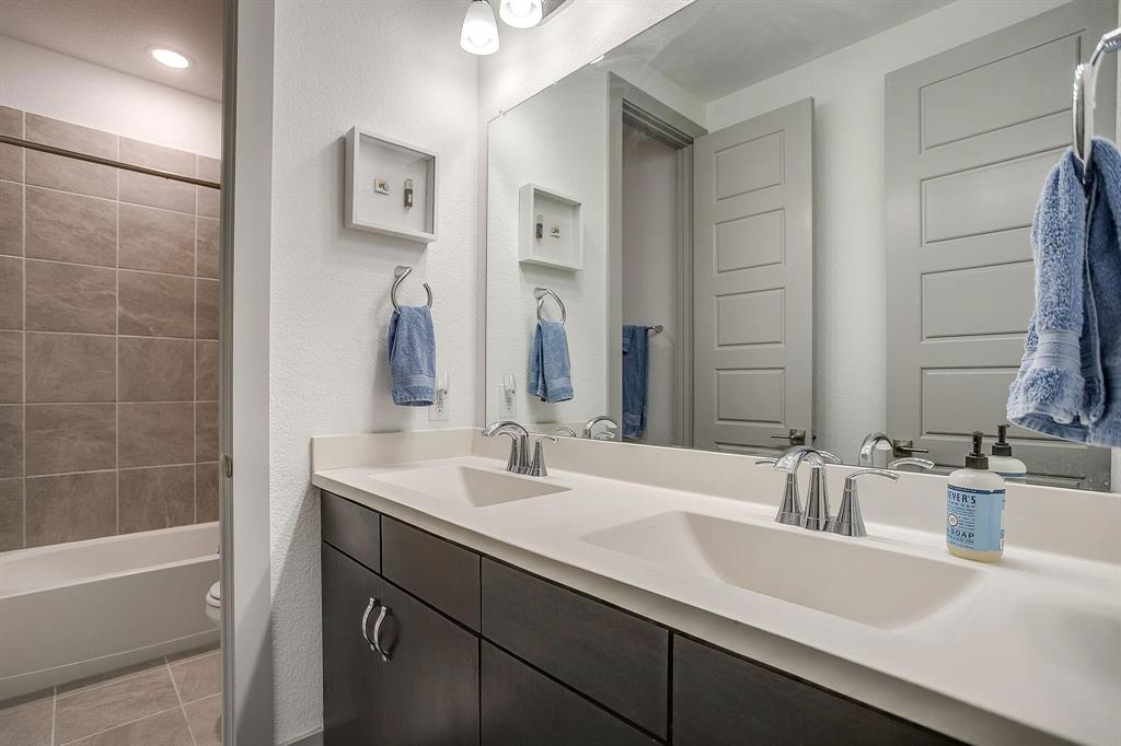 Ridge - Residential Lease