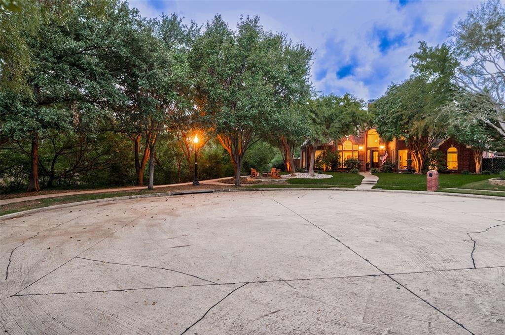 5801 Broadmoor Drive