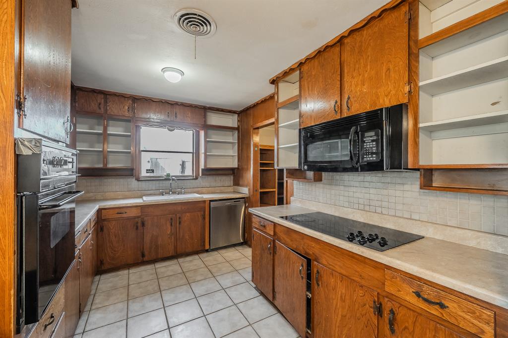 Oakland Park Estates - Residential