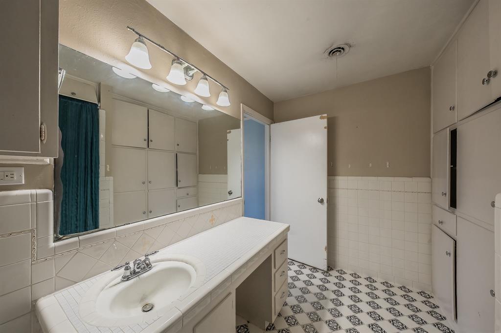 Oakland Park Estates - Residential