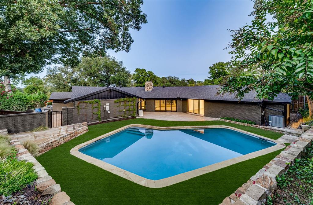 6275 Preston Creek Drive