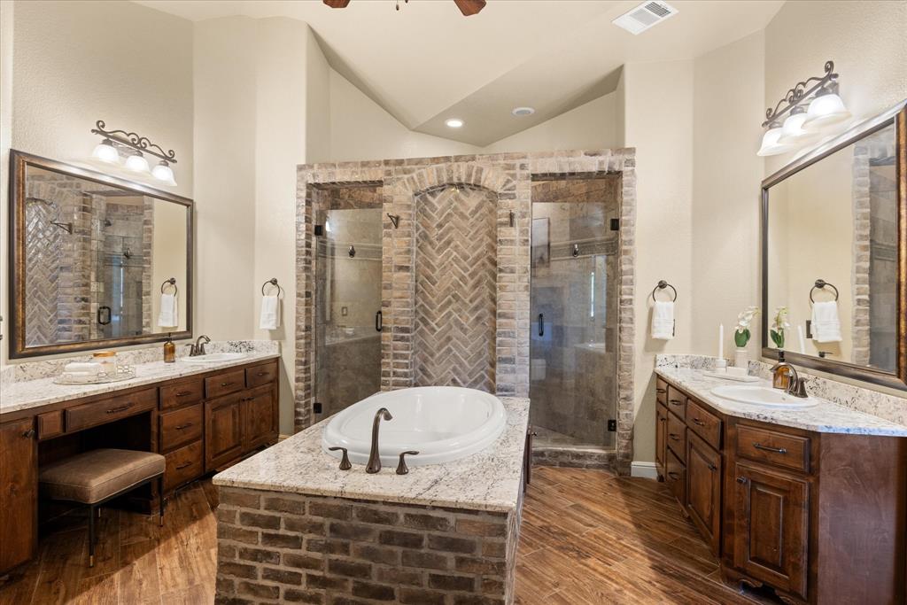 The Peninsula On Lake Granbury - Residential
