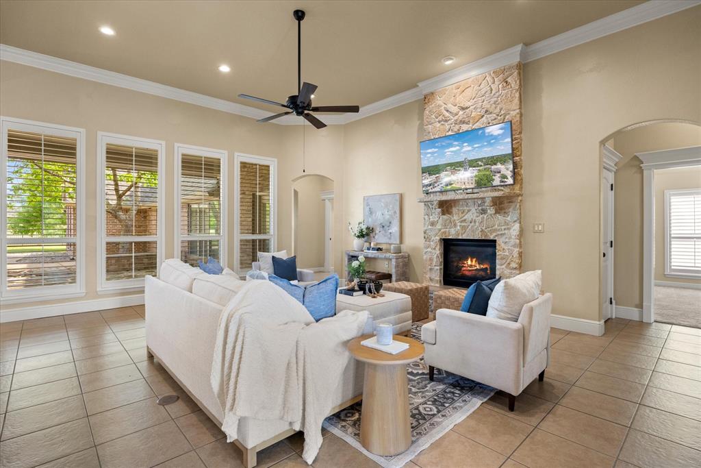 1106 W Iberian Court