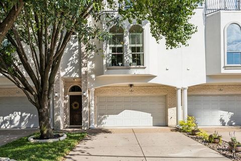 2022 N Fitzhugh Avenue E Dallas TX 75204