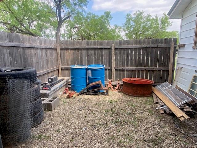 North 707 Ranchetts - Residential