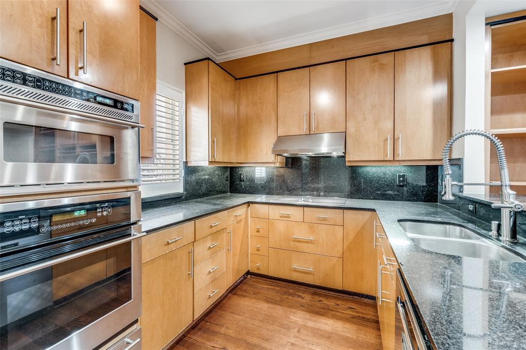 Royal Arms - Residential