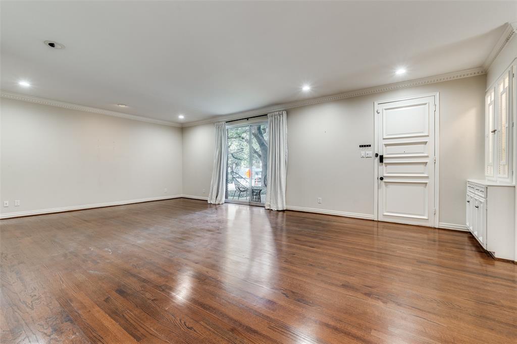 Royal Arms - Residential