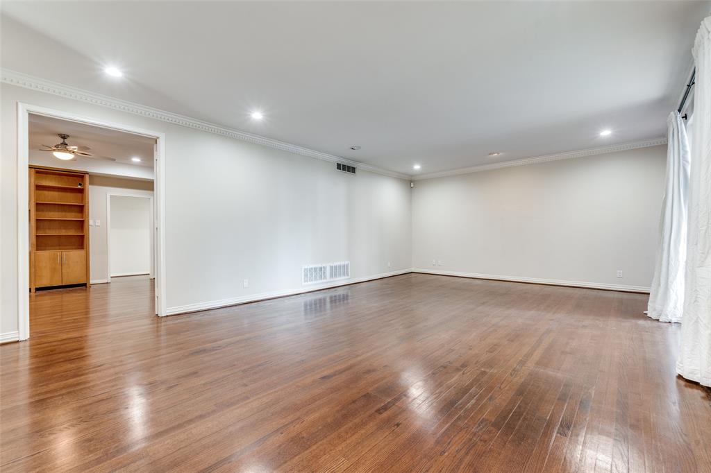 Royal Arms - Residential