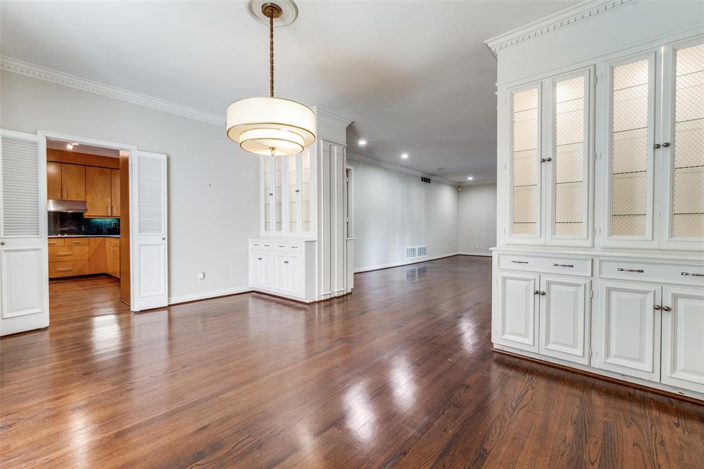 Royal Arms - Residential