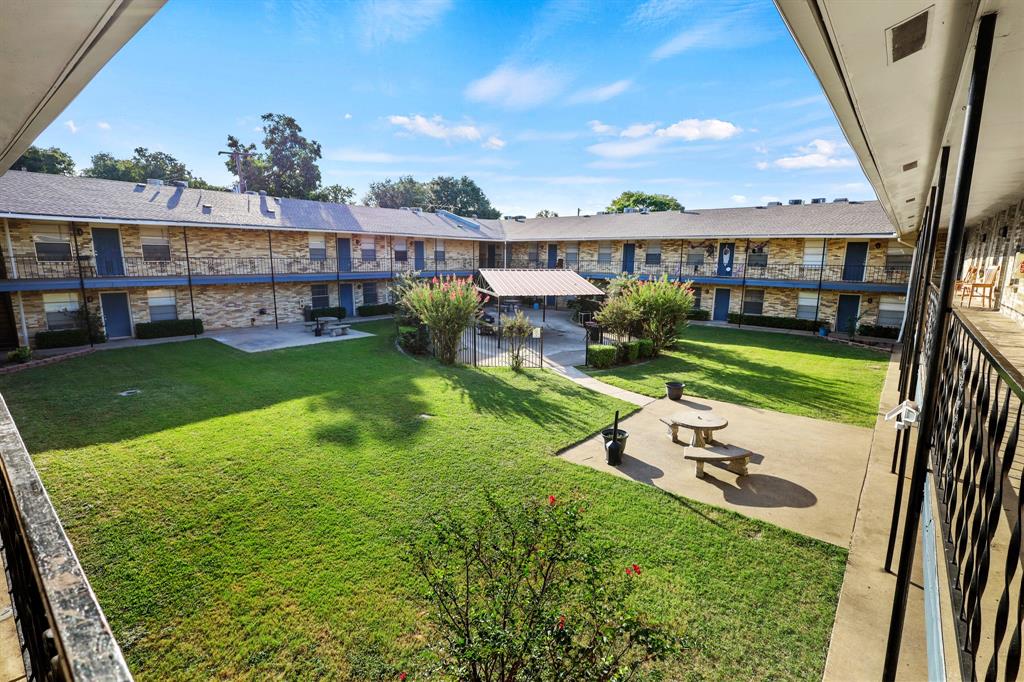 North Meadowbrook Estates - Residential Income