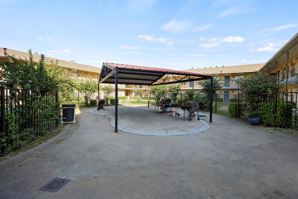 North Meadowbrook Estates - Residential Income