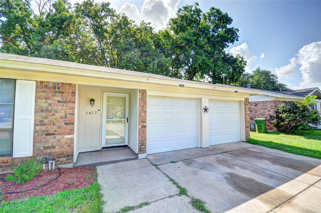 Oakwood Park East Add - Residential Lease