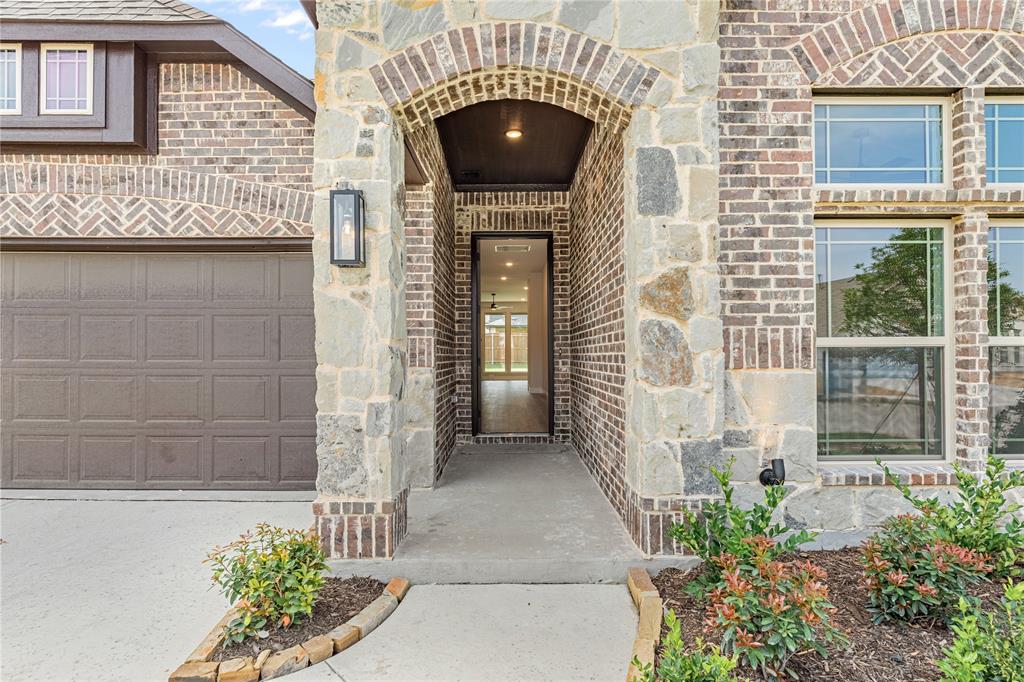 3240 Southampton Drive
