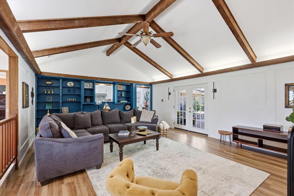 1116 Spring Lake Drive