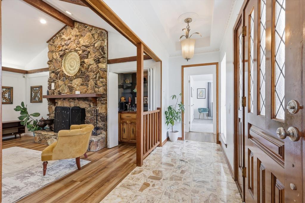 1116 Spring Lake Drive
