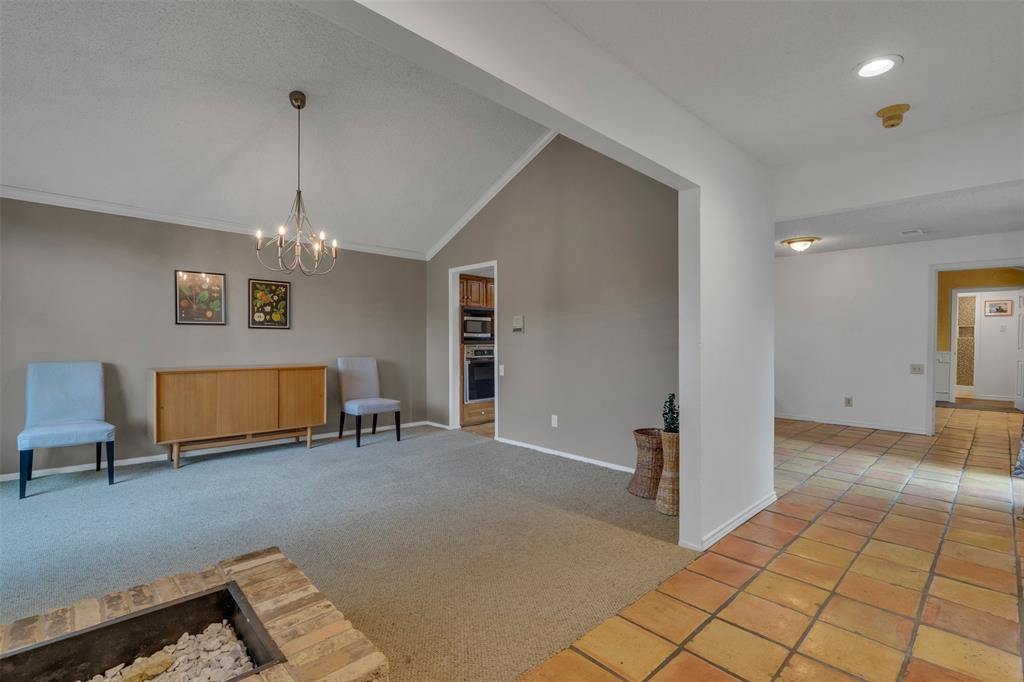 1129 YORKSHIRE Drive