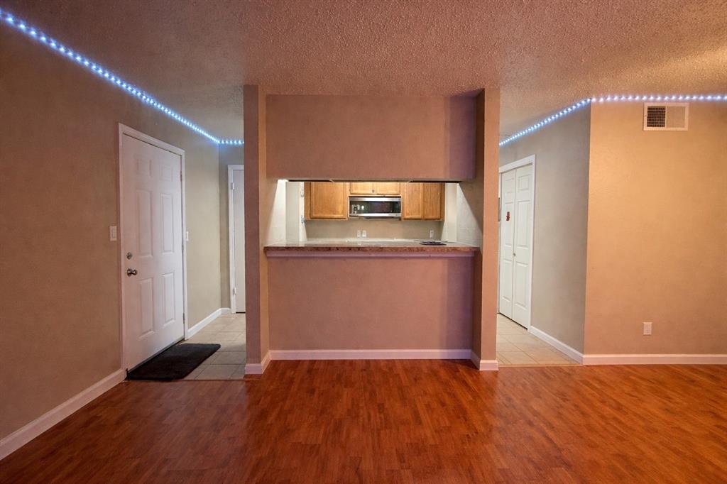 Cimarron Court Condo Ph 1 - Residential
