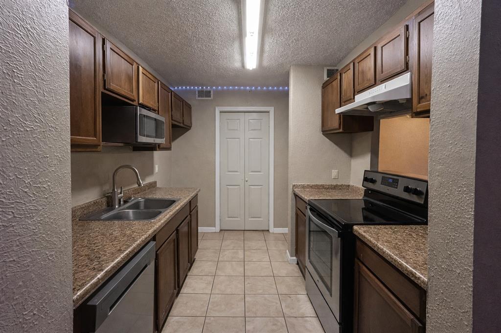 Cimarron Court Condo Ph 1 - Residential