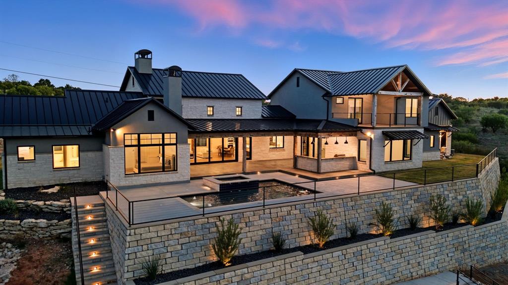 1003 Wax Wing Cove