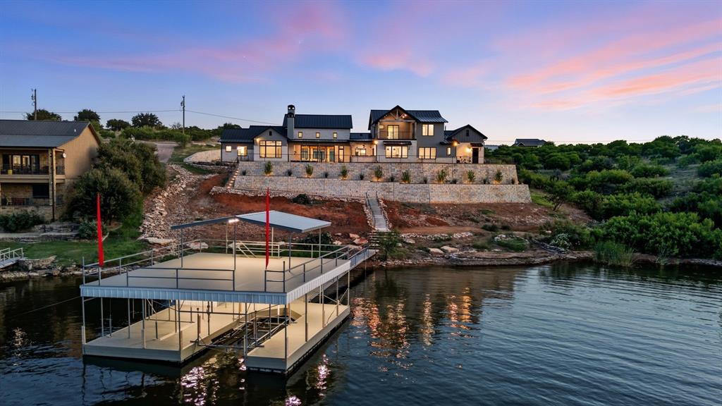 1003 Wax Wing Cove