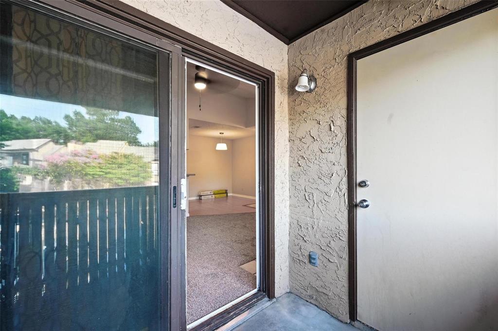 Cloisters Condo The - Residential