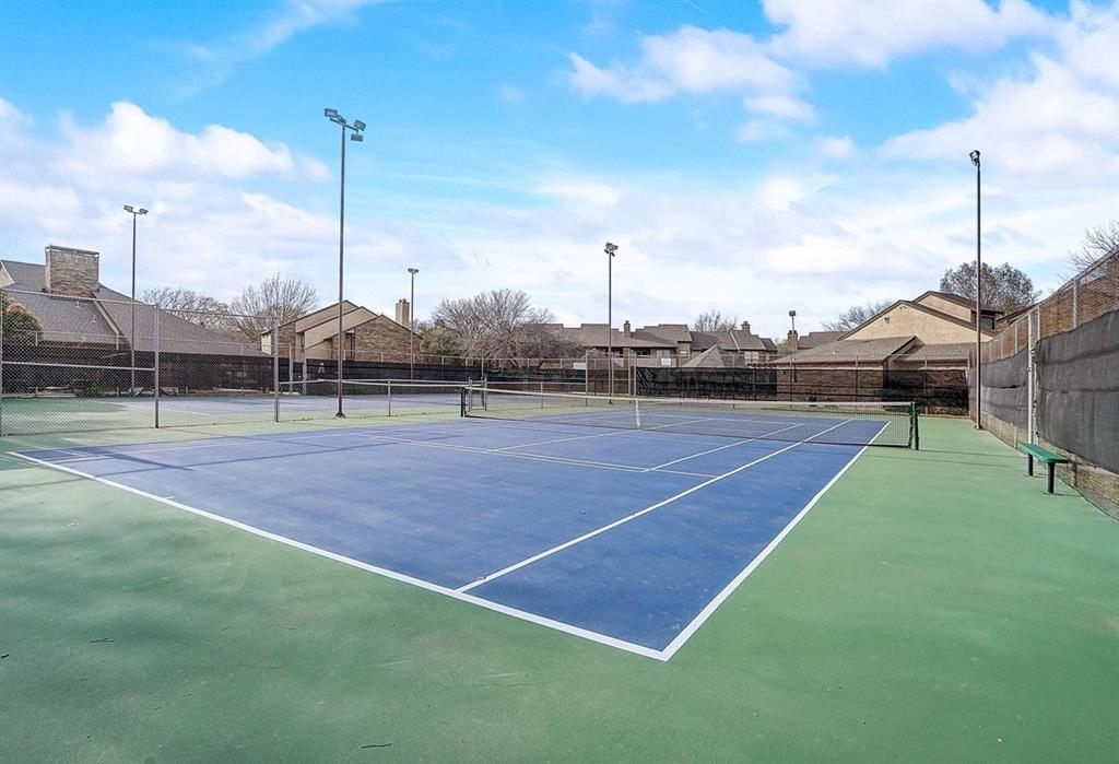 Cloisters Condo The - Residential