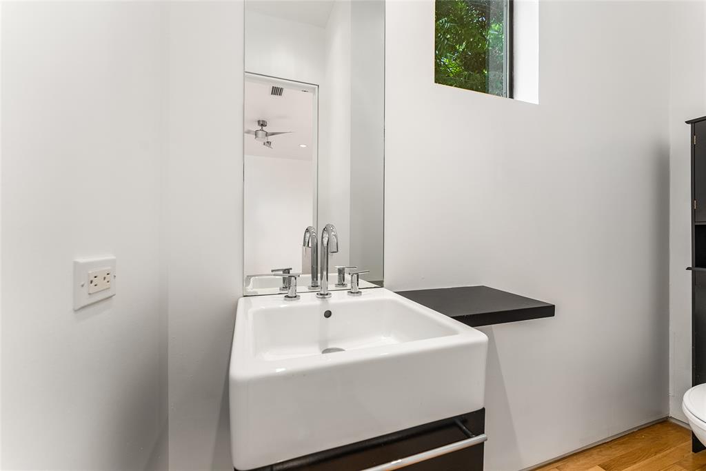 Dwellings At Haskell Condo - Residential