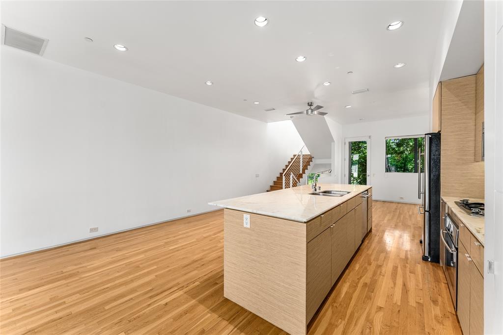 Dwellings At Haskell Condo - Residential