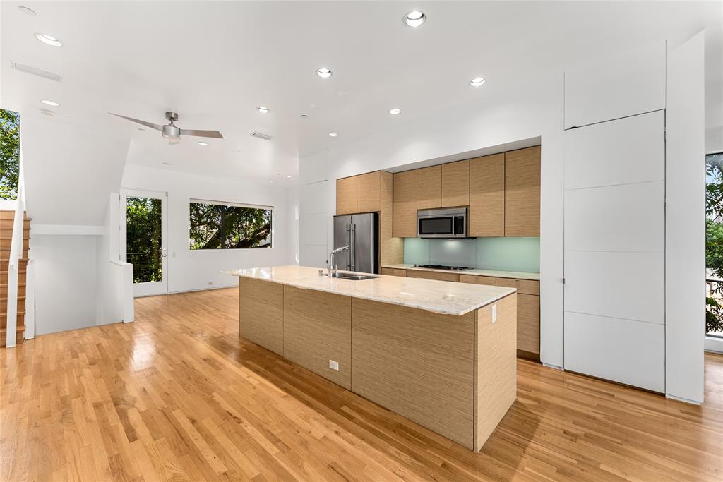 Dwellings At Haskell Condo - Residential