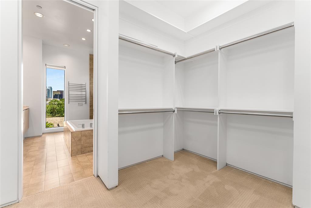 Dwellings At Haskell Condo - Residential