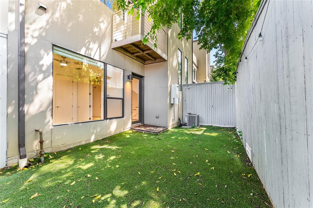 Dwellings At Haskell Condo - Residential